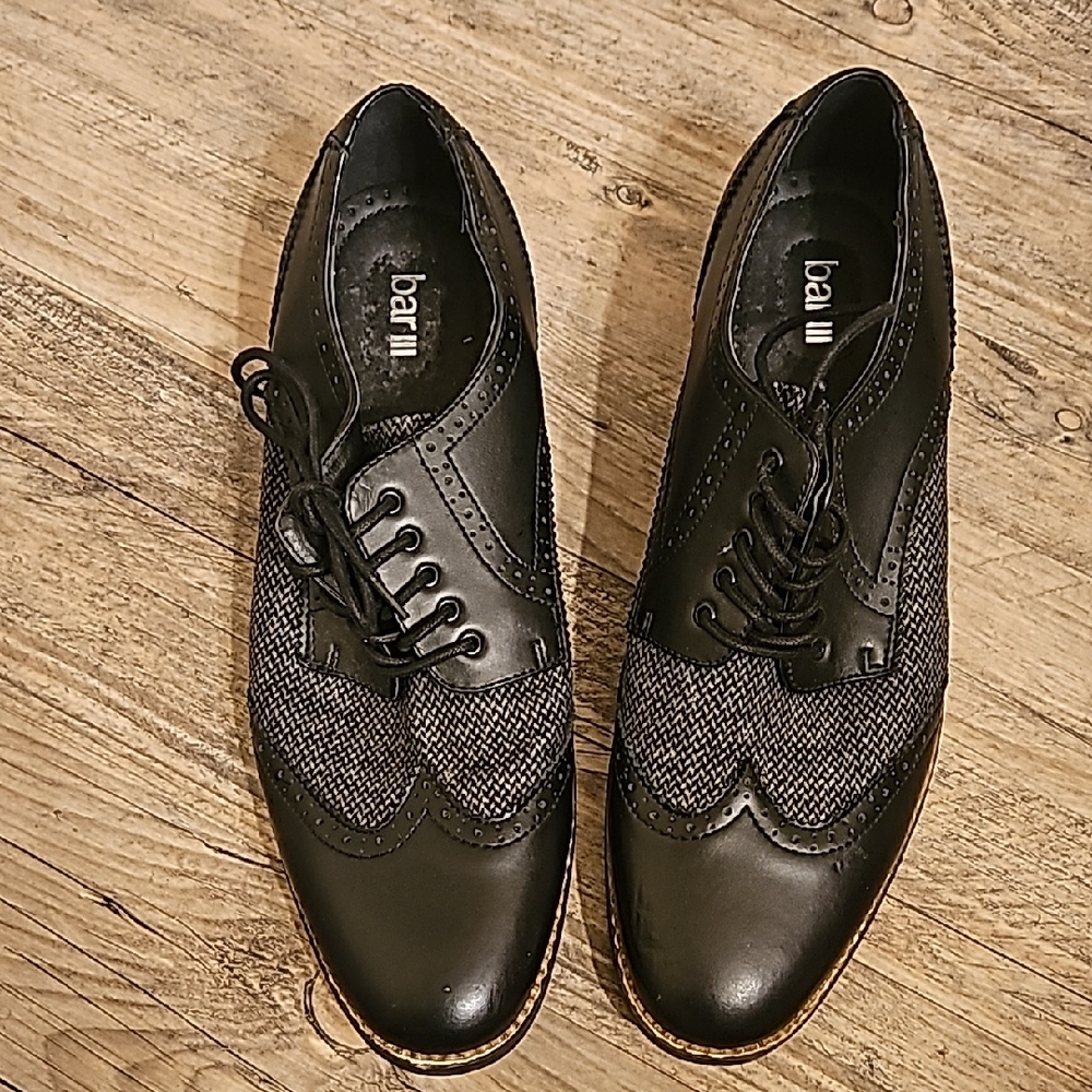 Bar III Men's Black and Gray Oxford Shoes